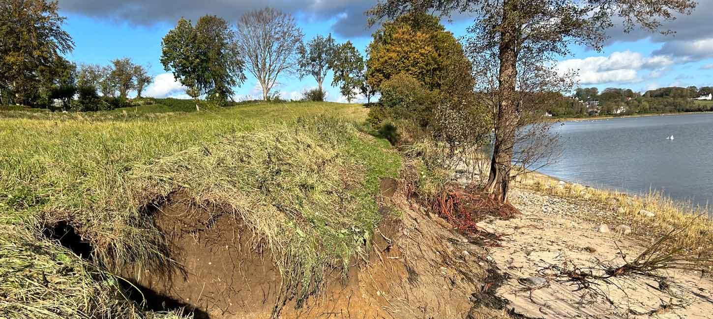 Jordskred på Gendarmstien ved Frueskov oktober 2023