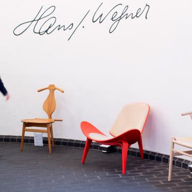 Hans Wegner Stühle im Våndtarnet (Wasserturm) in Tønder
