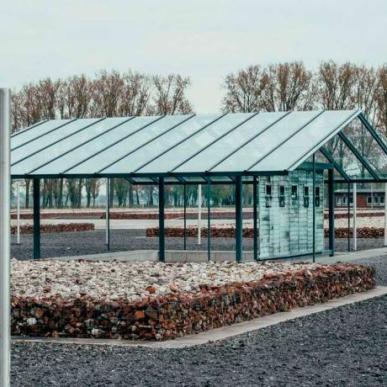 Neuengamme udefra