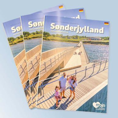 Sønderjyllands Magasinet 2026 på tysk liggende i vifte